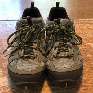 Dusty olive “Select Dry” Merrell hiking shoes